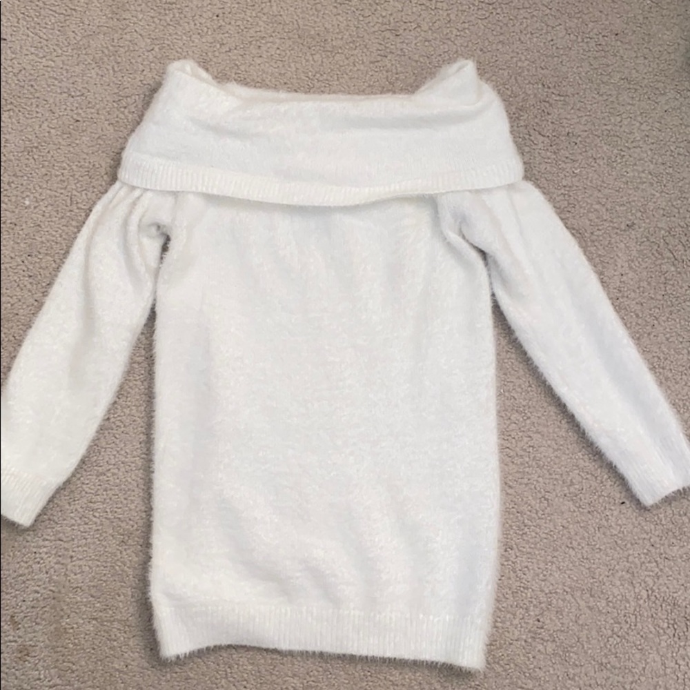 Off the shoulder white fitted blouse/ short dress